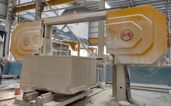 गुणवत्ता  Diamond Wire Saw Within Max Processing Size 2000*3000*1500mm And Gross Weight 5500kg फैक्टरी