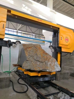 ग्रेनाइट संगमरमर स्लैब को आकार देने के लिए 5 अक्ष सीएनसी डायमंड वायर देखा पत्थर काटने की मशीन