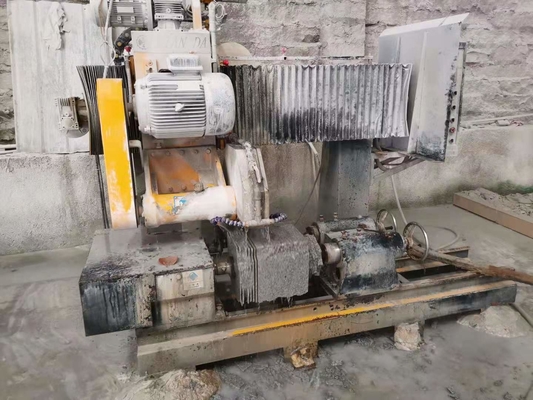 सटीक पत्थर काटने के लिए सीएनसी दो बैलस्टर पत्थर प्रोफाइलिंग मशीन