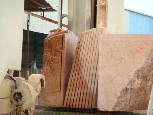ग्रेन्ट और संगमरमर के लिए उच्च प्रसंस्करण परिशुद्धता ब्लॉक काटने की मशीन