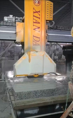 चार स्तंभ पत्थर स्लैब काटने की मशीन