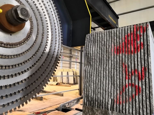 ग्रेनाइट, मार्बल के लिए 65kw सटीक ब्लॉक कटिंग मशीन