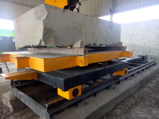 1.5M/1.8M/2.1M/2.2M/3.5M बड़े ब्लॉक्स के लिए 360° रोटरी टेबल के साथ सीएनसी डायमंड वायर-आरा ड्रेसिंग मशीन