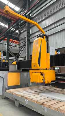 600 मिमी सॉ ब्लेड के साथ 4-एक्सिस इंटेलिजेंट ब्रिज स्टोन कटिंग मशीन, ग्रेनाइट मार्बल स्लैब प्रोसेसिंग के लिए हाई-एंड सीएनसी सिस्टम