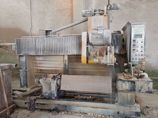 सीएनसी सॉलिड 380V कॉलम कटिंग मशीन 200x3500mm